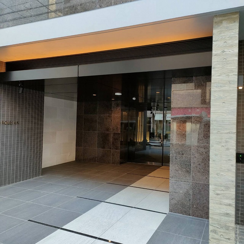 台東区マンション（エントランスパネル、スパンドレル工事）